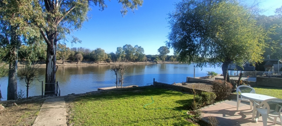 2 Bedroom Property for Sale in Mullersrust Free State
